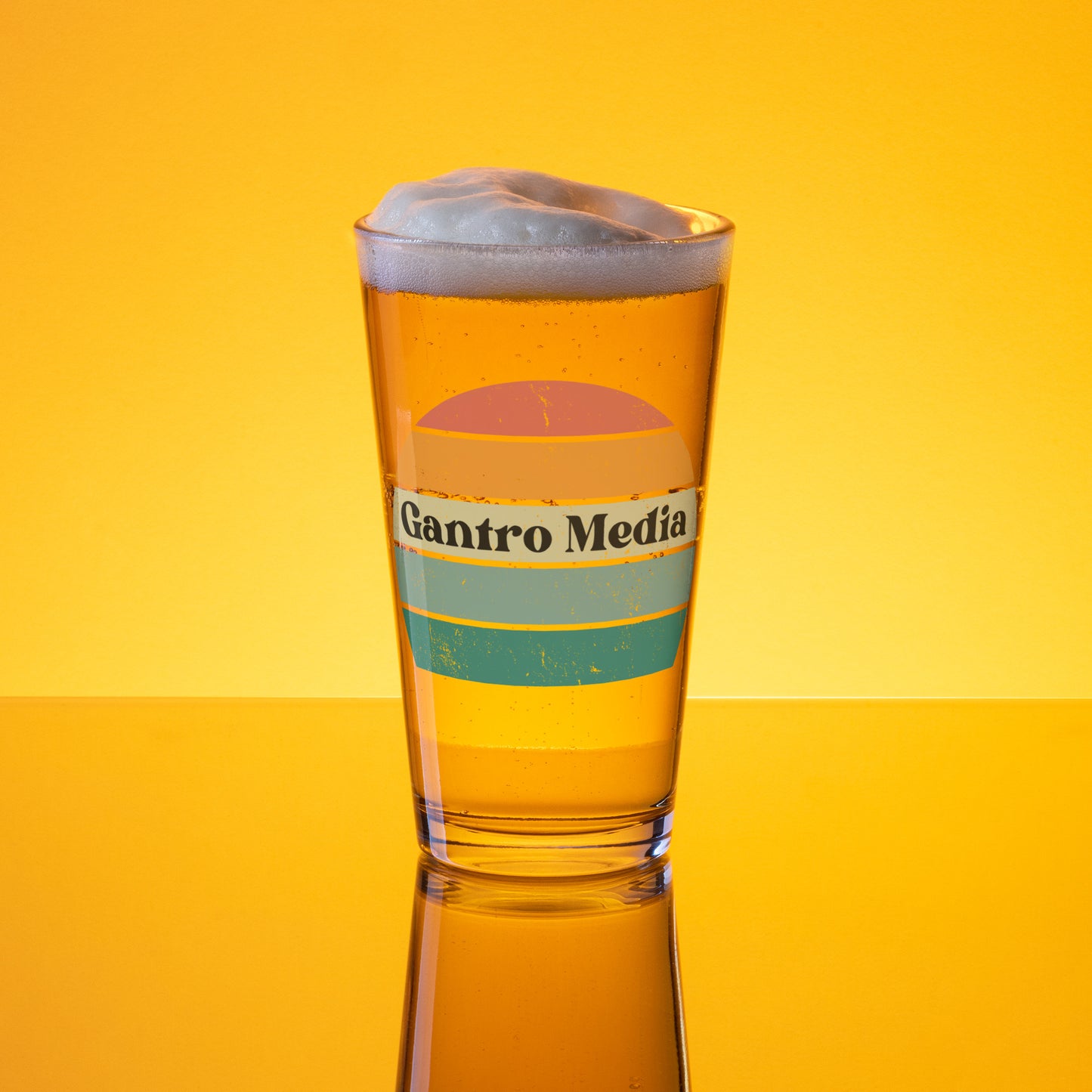 Gantro Media Glass Shaker Pint Glass